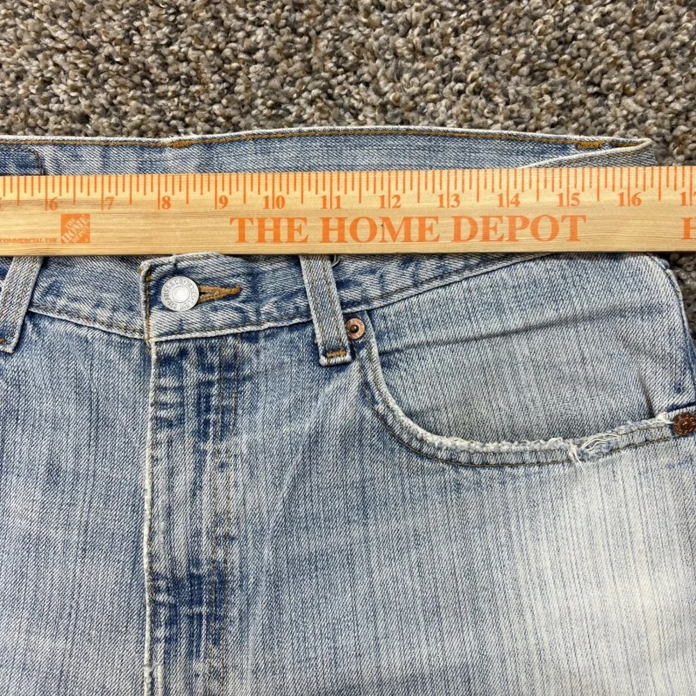 Vintage Levi's 505 Men's 33x33 Jeans Regular Fit Straight Light Wash Distressed‎